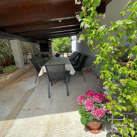 Apartman Varea Ližnjan Esterno foto