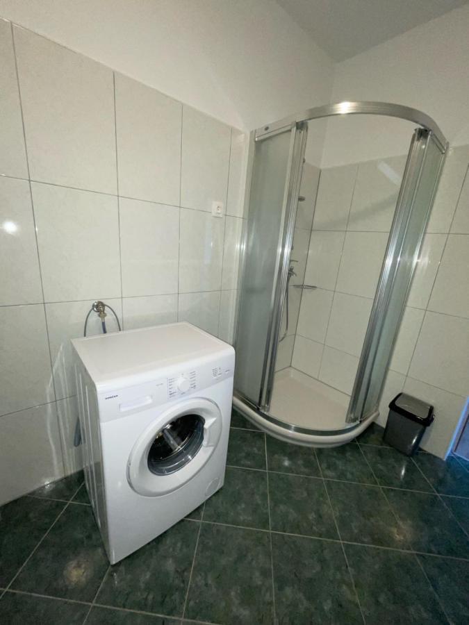 Apartman Varea Ližnjan Esterno foto