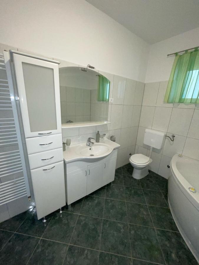 Apartman Varea Ližnjan Esterno foto