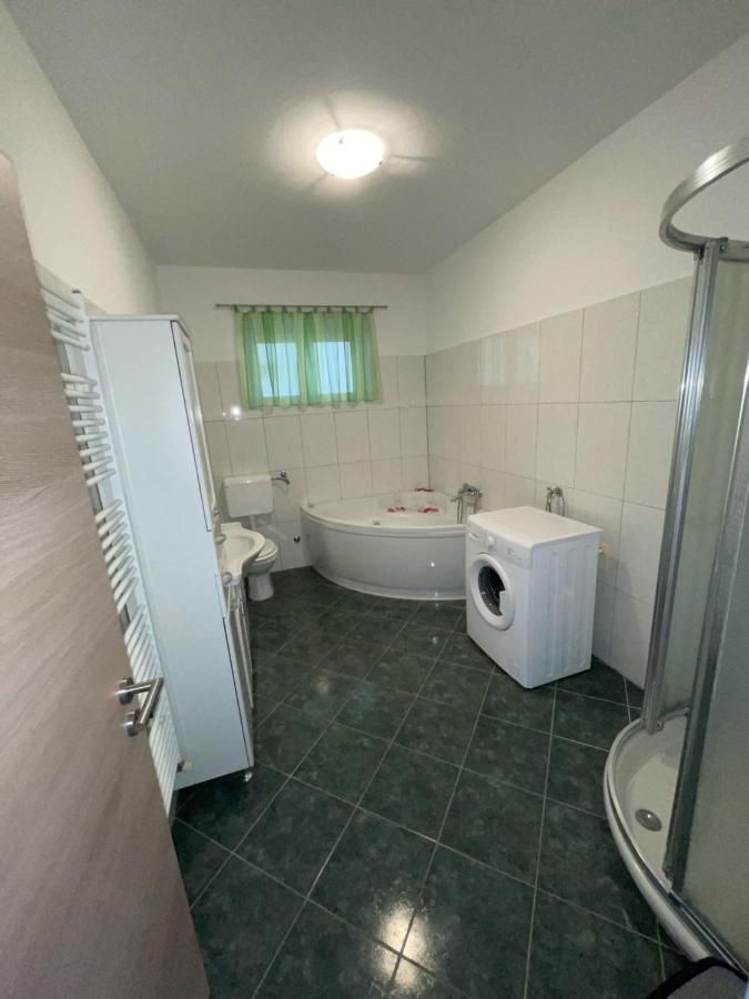Apartman Varea Ližnjan Esterno foto
